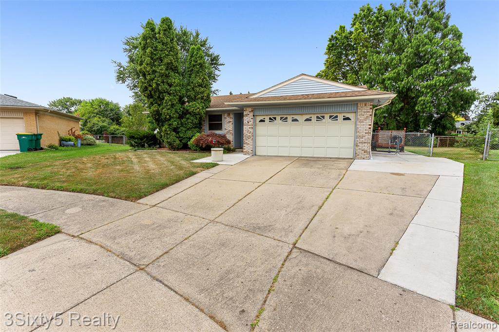 18528 Trail Ridge Court Romulus, MI 48174 - Photo 2 of 39