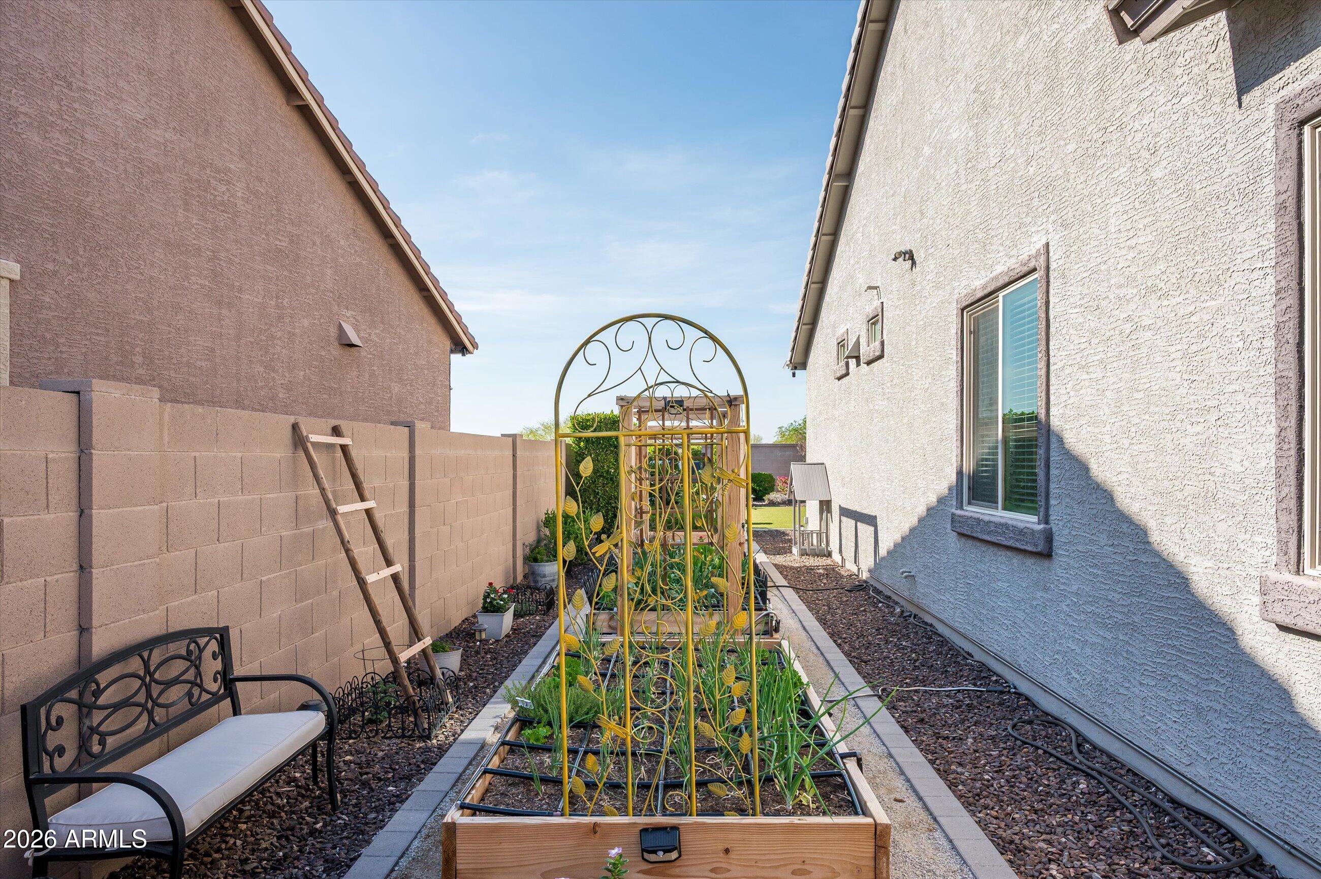 6406 Copper Springs Road Phoenix, AZ 85083 - Photo 51 of 59 Private Garden