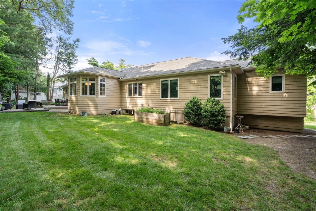 120 Cynthia Road Newton, MA 02459 - Photo 29 of 30