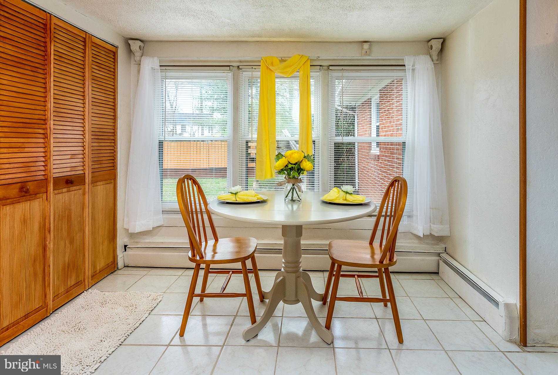 8415 Leland Road Manassas, VA 20111 - Photo 16 of 55 Breakfast room