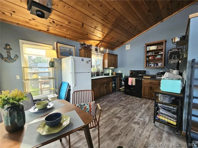 $317,000 | 28509 Playmor Beach Road, Rocky Mount, MO 65072