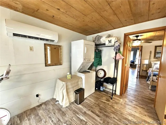 $317,000 | 28509 Playmor Beach Road, Rocky Mount, MO 65072