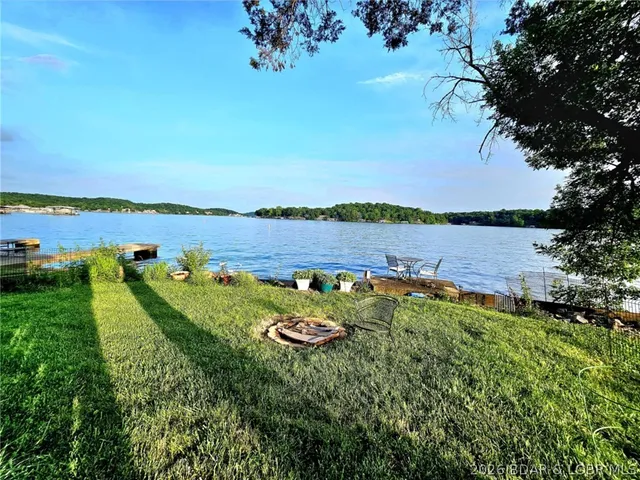 $317,000 | 28509 Playmor Beach Road, Rocky Mount, MO 65072