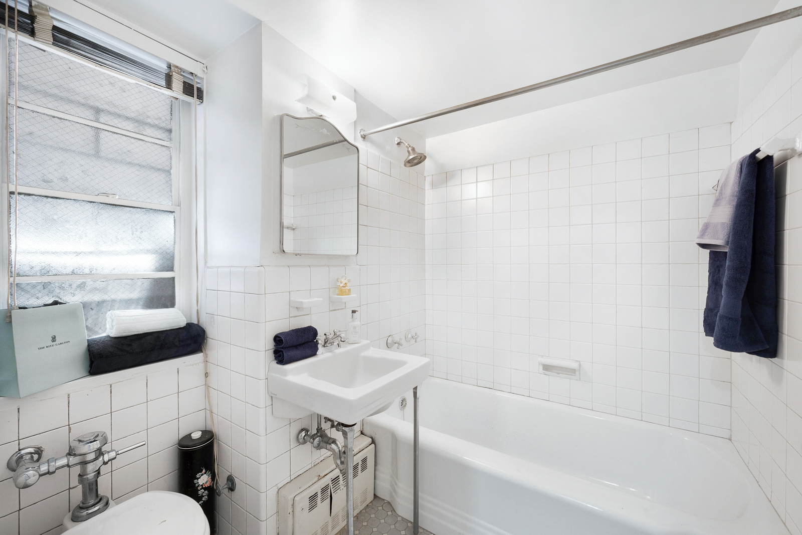 11 East 87th Street, Unit 1C Manhattan, NY 10128 - Photo 4 of 7