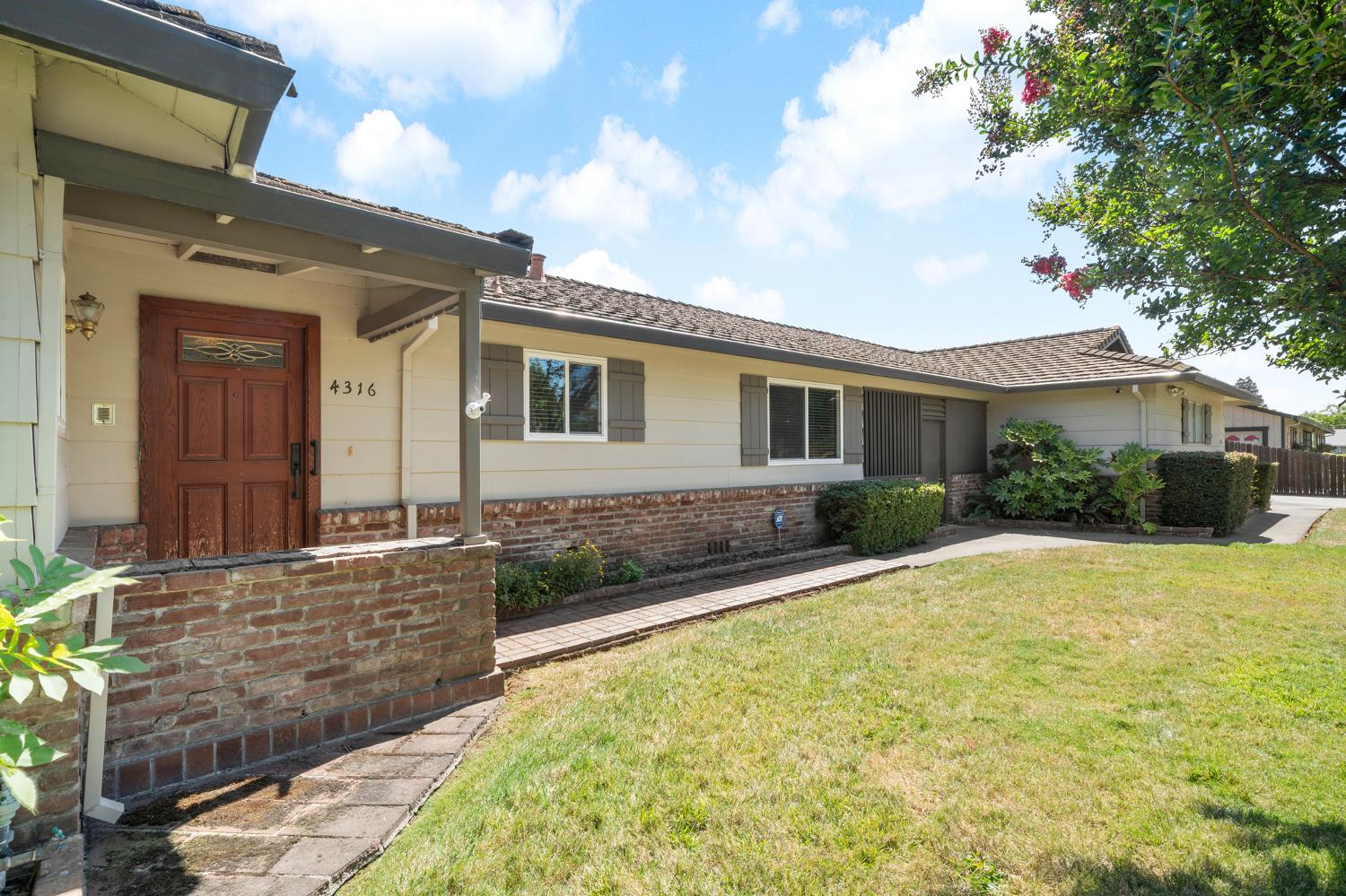 4316 Engle Road Sacramento, CA 95821 - Photo 5 of 68