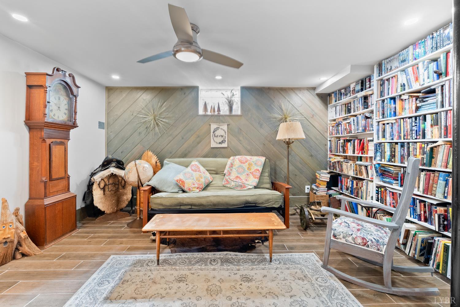 224 Sunset Drive Amherst, VA 24521 - Photo 21 of 34 a bedroom with furniture and a book shelf