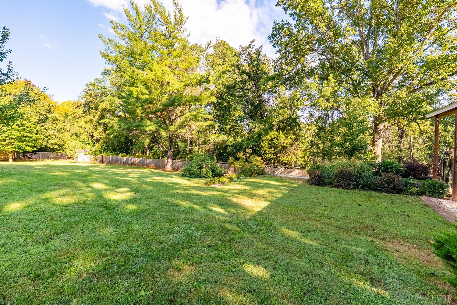 224 Sunset Drive Amherst, VA 24521 - Photo 33 of 34 a garden view