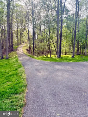 $425,000 | 2033 Boyds Trail, Owings, MD 20736