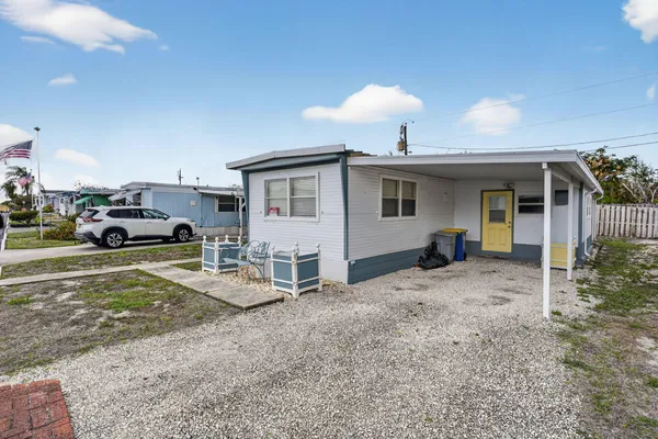 $88,000 | 10885 Southeast Federal Highway, Hobe Sound, FL 33455