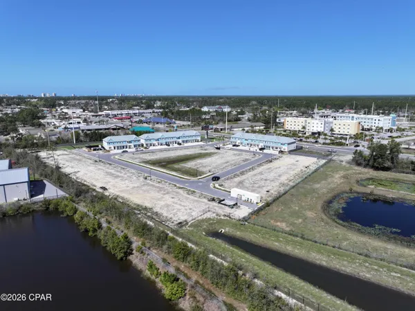 $314,900 | 7649 Lumen Lane, Unit 10, Panama City Beach, FL 32408
