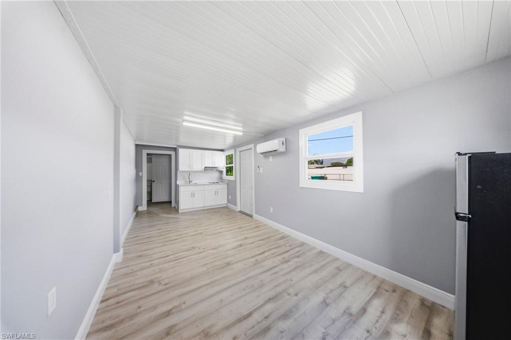 4375 Golden Gate Parkway Naples, FL 34116 - Photo 22 of 34