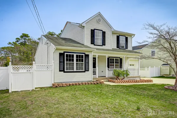 $949,900 | 821 Bunnell Street, Lanoka Harbor, NJ 08734