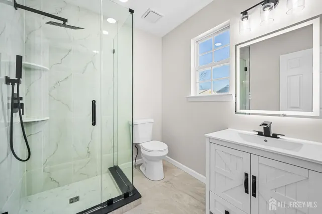 $999,900 | 821 Bunnell Street, Lanoka Harbor, NJ 08734