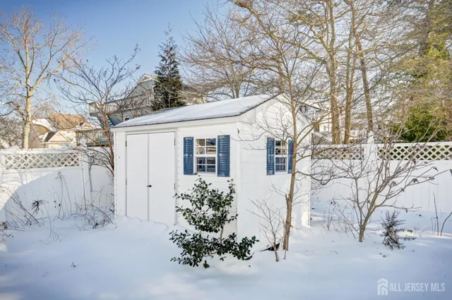 $999,900 | 821 Bunnell Street, Lanoka Harbor, NJ 08734