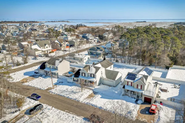 $999,900 | 821 Bunnell Street, Lanoka Harbor, NJ 08734