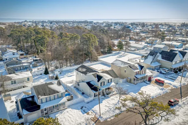 $999,900 | 821 Bunnell Street, Lanoka Harbor, NJ 08734