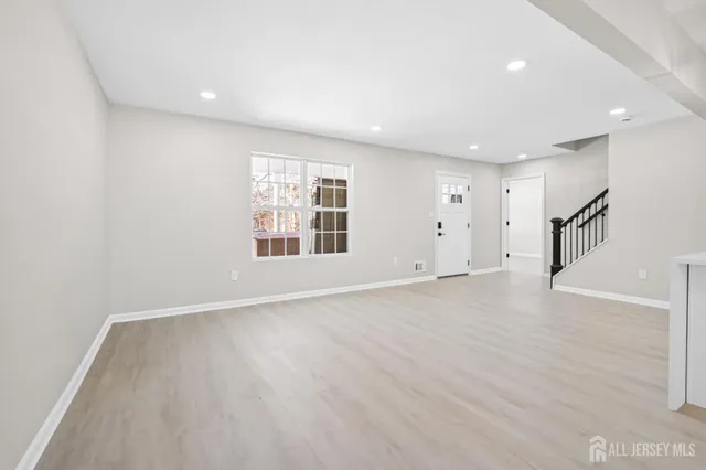 $999,900 | 821 Bunnell Street, Lanoka Harbor, NJ 08734