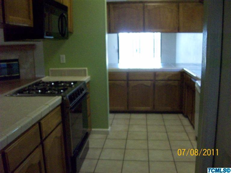 1990 Roland Drive Hanford, CA 93230 - Photo 6 of 19 Additional Photo
