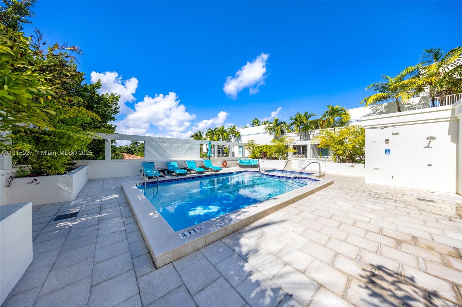 9172 Collins Avenue, Unit 212 Surfside, FL 33154 - Photo 26 of 31 a view of a basket ball ground