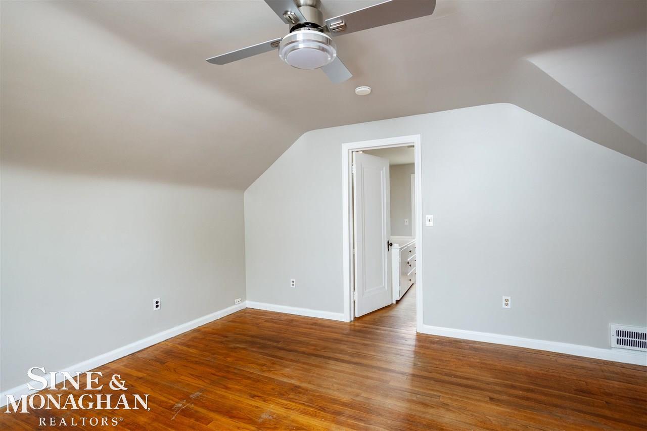22152 Hayes Avenue Eastpointe, MI 48021 - Photo 21 of 44