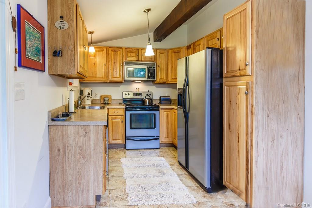 191 Reservoir Road Brevard, NC 28712 - Photo 8 of 20 Gallery Image 8