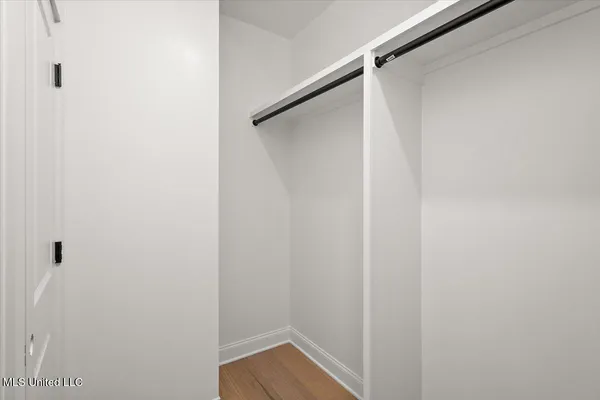 $338,900 | 514 Bolivar Drive, Nesbit, MS 38651