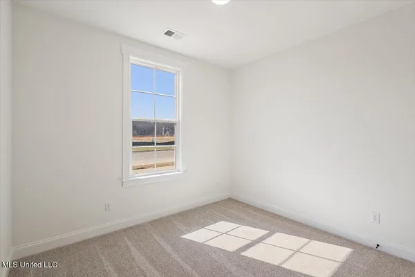 $338,900 | 514 Bolivar Drive, Nesbit, MS 38651