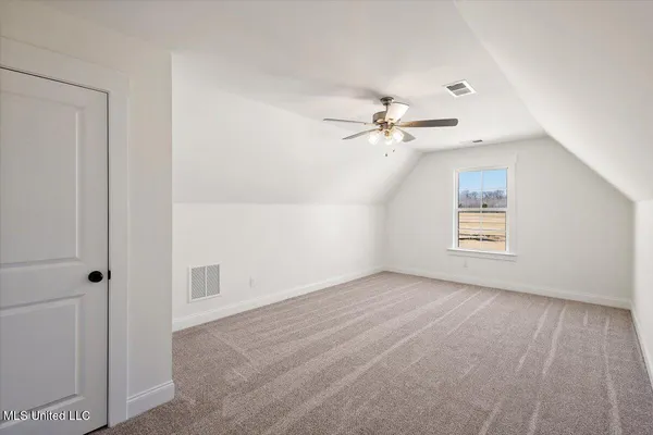 $338,900 | 514 Bolivar Drive, Nesbit, MS 38651