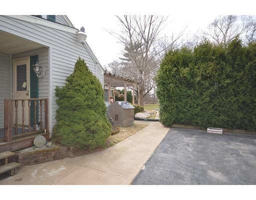 68 Davis Road Westport, MA 02790 - Photo 6 of 24