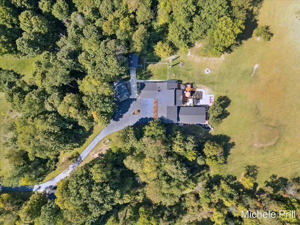 $850,000 | 9877 Brumm River Drive, Nashville, MI 49073