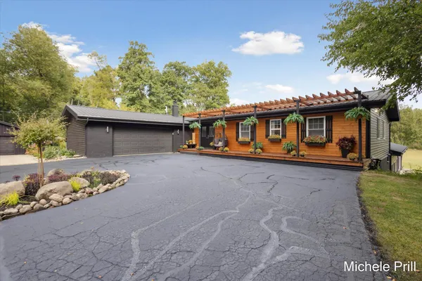 $850,000 | 9877 Brumm River Drive, Nashville, MI 49073