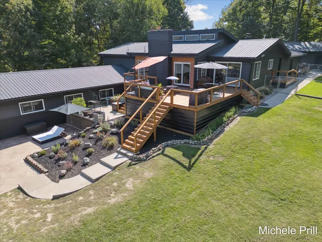 $875,000 | 9877 Brumm River Drive, Nashville, MI 49073