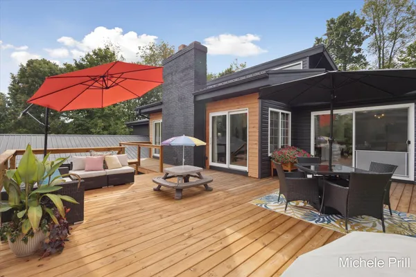 $850,000 | 9877 Brumm River Drive, Nashville, MI 49073