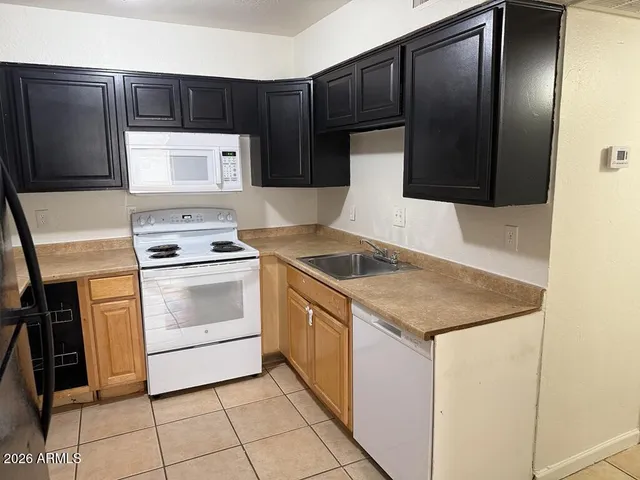 $800 | 4829 North 37th Avenue, Unit 3, Phoenix, AZ 85019