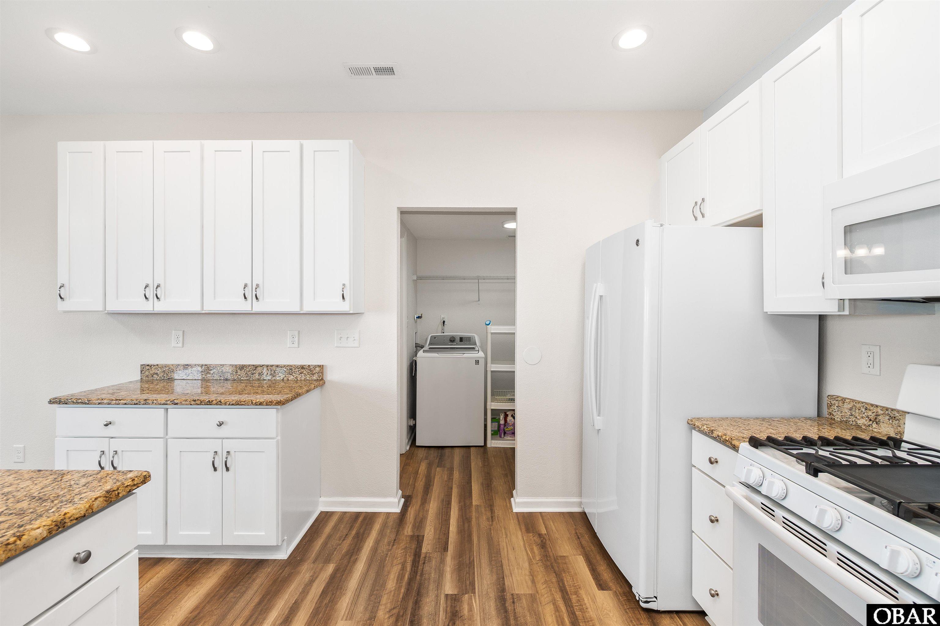 132 Romm Point Currituck, NC 27929 - Photo 17 of 45