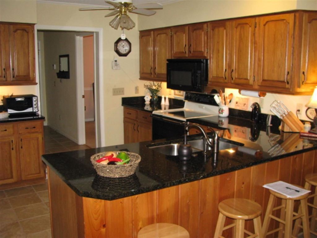 211 Williford Road Anderson, SC 29626 - Photo 8 of 22