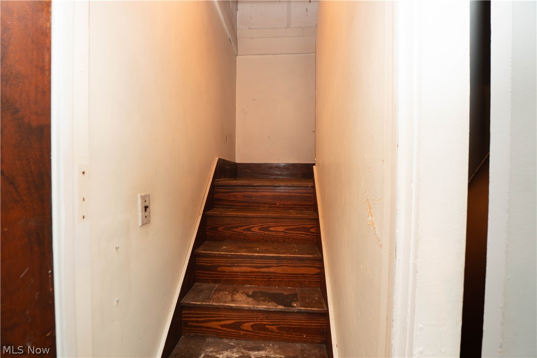 1131 Broad Avenue Northwest Canton, OH 44708 - Photo 17 of 25 Stairs to Attic