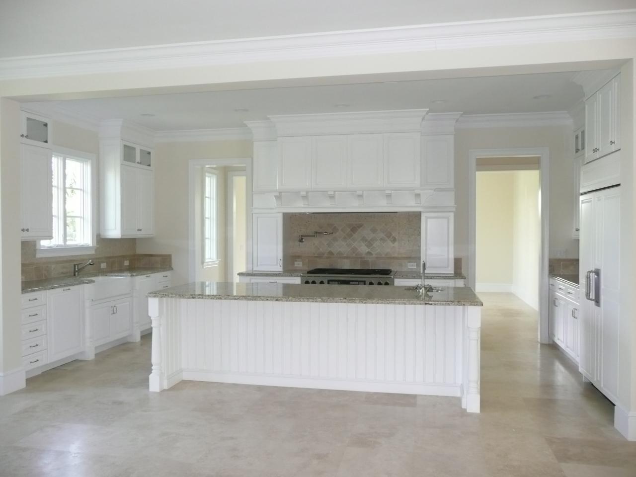 201 Kenlyn Road Palm Beach, FL 33480 - Photo 3 of 4 Kitchen