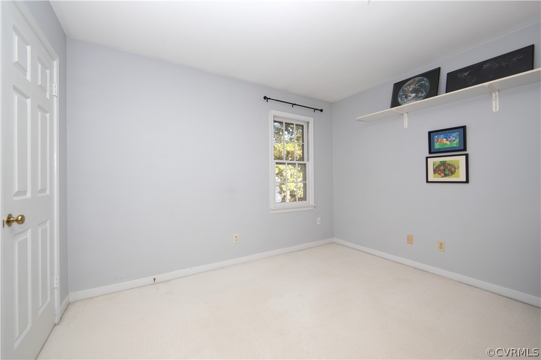 807 Dawnwood Road Midlothian, VA 23114 - Photo 26 of 37 an empty room with windows