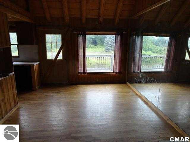 11105 North Loomis Road Clare, MI 48617 - Photo 18 of 24 1768756-17.JPG