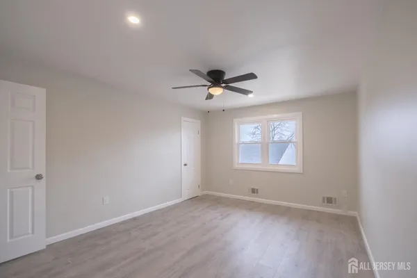 $375,000 | 11 Alabama Court, Matawan, NJ 07747