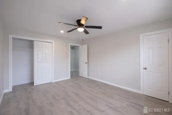 $375,000 | 11 Alabama Court, Matawan, NJ 07747