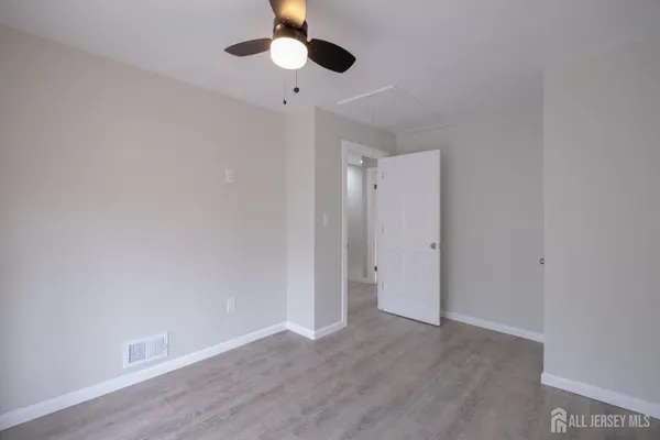 $375,000 | 11 Alabama Court, Matawan, NJ 07747