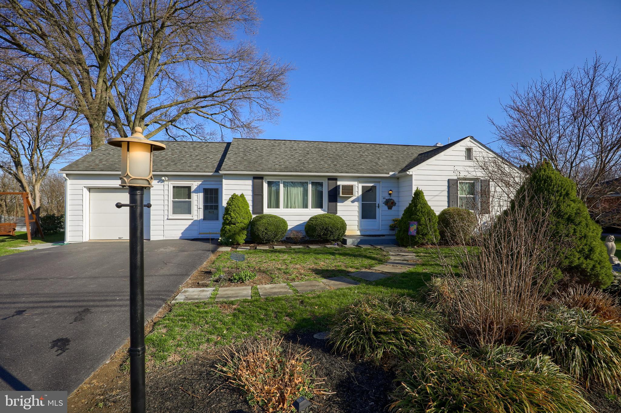 321 Owl Hill Road Lititz, PA 17543 - Photo 18 of 24 Front