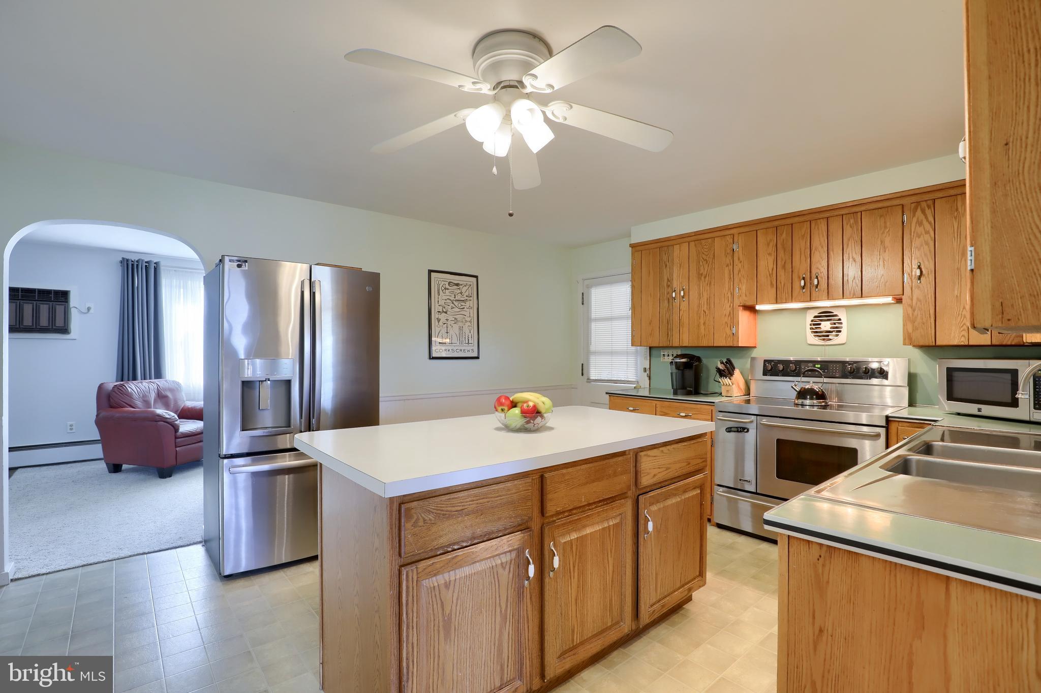 321 Owl Hill Road Lititz, PA 17543 - Photo 5 of 24 Kitchen