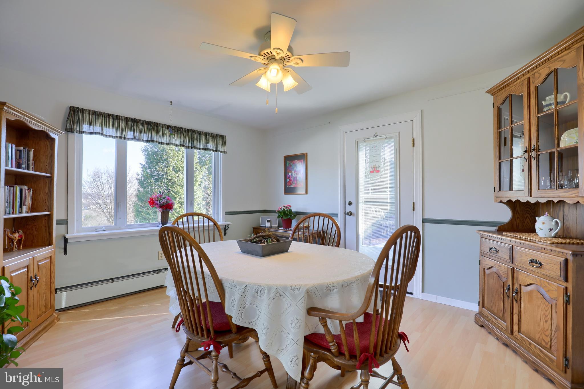 321 Owl Hill Road Lititz, PA 17543 - Photo 8 of 24 Dining Room