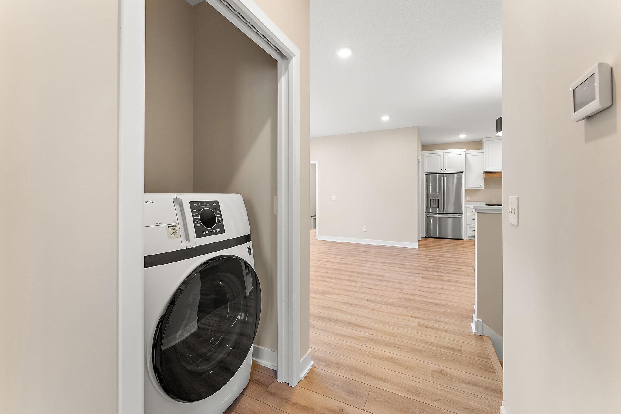 2452 County Rd D West Roseville, MN 55113 - Photo 19 of 32