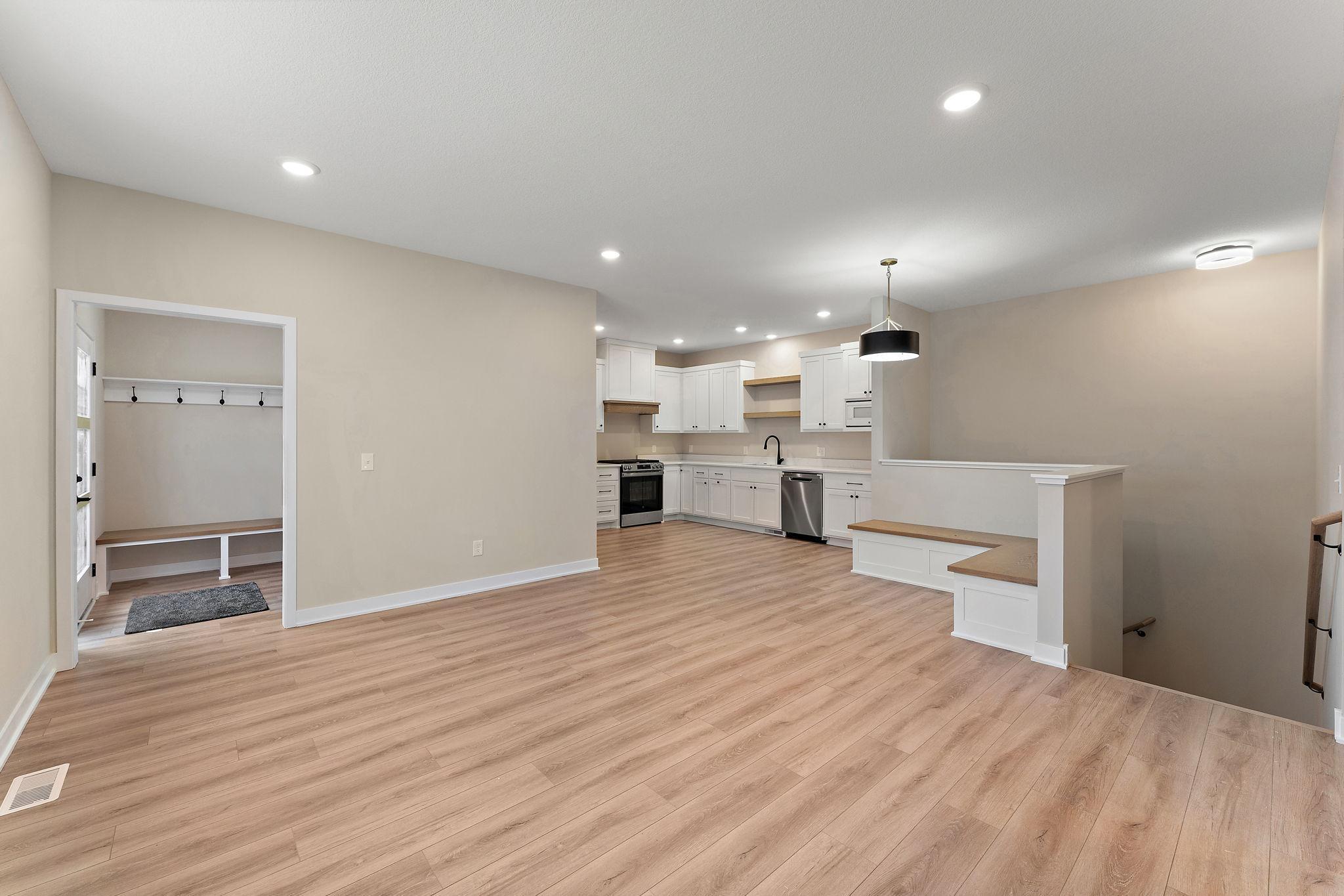 2452 County Rd D West Roseville, MN 55113 - Photo 2 of 32