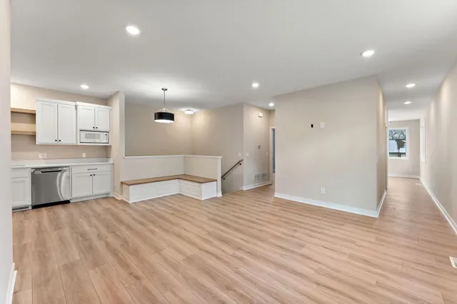 $465,000 | 2452 County Rd D West, Roseville, MN 55113