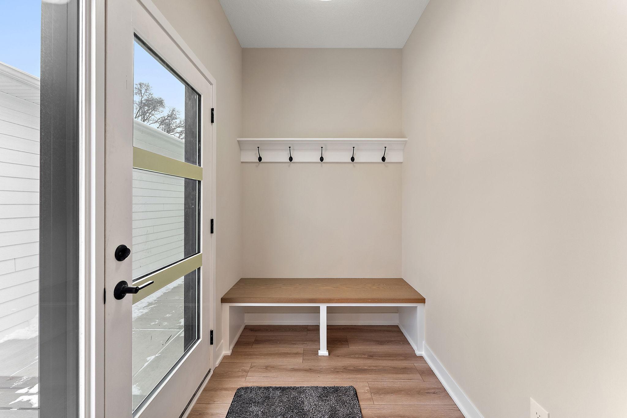 2452 County Rd D West Roseville, MN 55113 - Photo 9 of 32